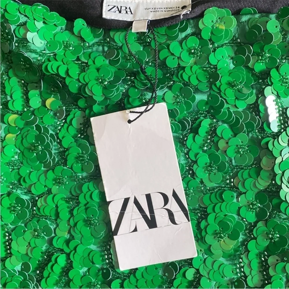 Zara eye catching